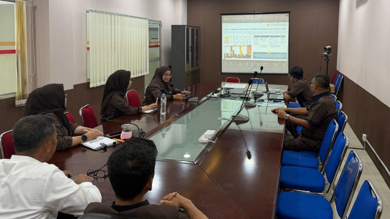 Rapat Koordinas Pembahasan Isu Strategis dan Target Deliverables Working Group BBK